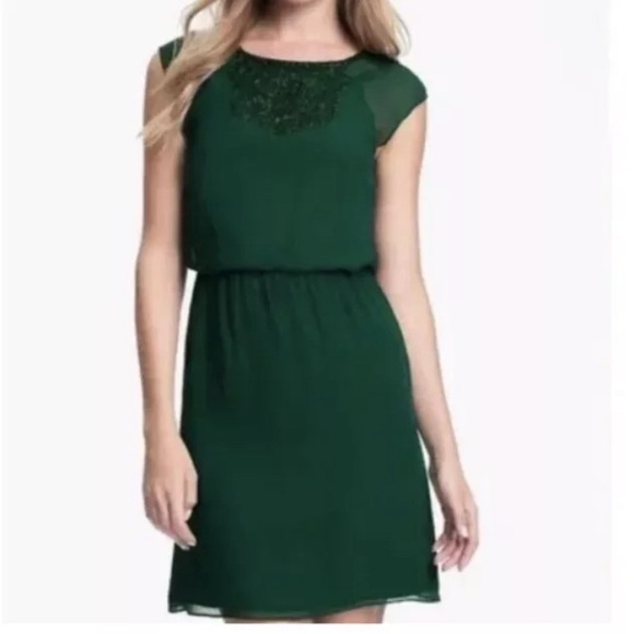 Trina Turk 100% Silk Dress 2 Emerald Green Beaded Jewel Party Cocktail wedding - Picture 1 of 6